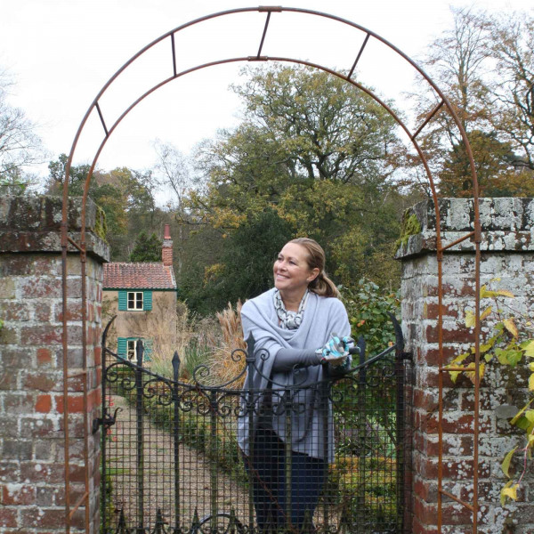 Buy Harrod Vintage Wire Arch Natural Rust Online - Garden Houses & Buildings Buy Harrod Vintage Wire Arch Natural Rust Online - Garden Houses & Buildings
