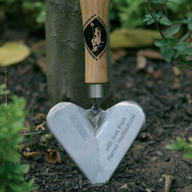 Sneeboer Heart Shaped Trowel