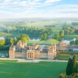 Visit to Blenheim Palace and Lunch at the Crown in Woodstock for Two