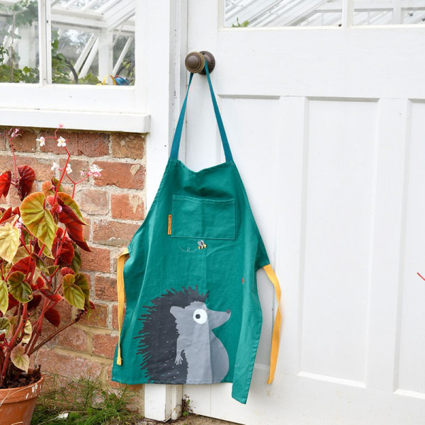 Buy Children's Gardening Apron Online - Green plants & flowering plants Buy Children's Gardening Apron Online - Green plants & flowering plants
