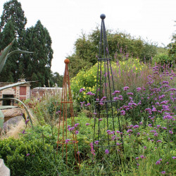 Harrod Vintage Cone Wire Obelisks