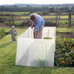 Micromesh Carrot Fly/pest Barrier