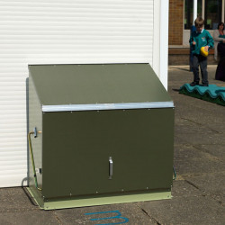 Rhs Sentinel in Two Tone Green with Metal Floor